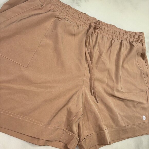 NWOT Women’s Mondetta Outdoor Project Caramel Pull On Shorts Activewear Size XXL - Picture 2 of 9